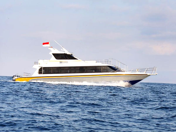 Crown Fast Cruises Schnellboot